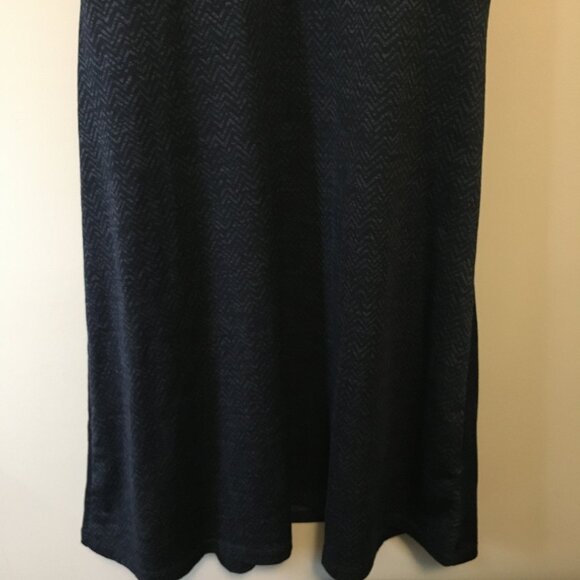 Mondetta Blue Chevron Racerback Workout Dress With Built in Bra - Picture 4 of 16